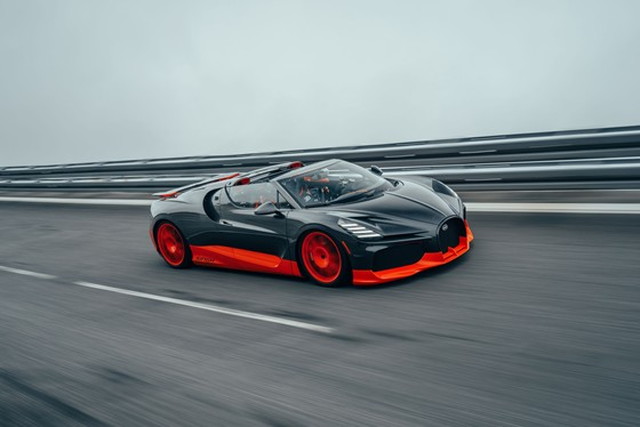ͽ�� BUG015WR MR 1/18 �֥��åƥ� Bugatti W16 Mistral World Record Configuration