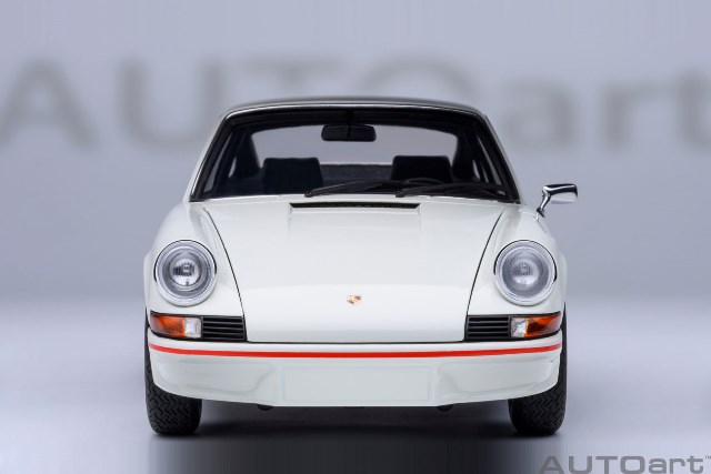 新品 78030 オートアート 1/18 ポルシェ 911 カレラ 2.7 RS