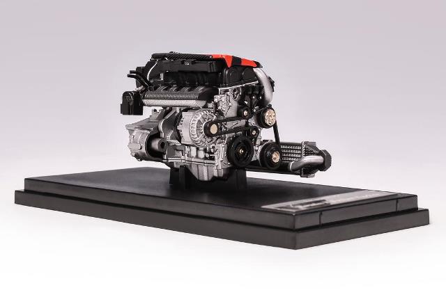 新品 M90116 モーターヘリックス 1/18 ホンダ K 20C エンジン