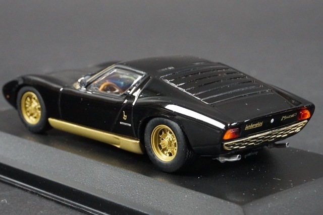 1/43 ミニチャンプス 433103006 ランボルギーニ ミウラ ブラック