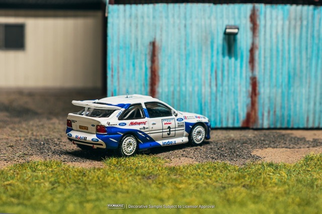 新品 T64-081-93RDF03 Tarmac Works 1/64 フォード Ford Escort RS