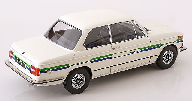 新品 KKDC120104 KK scale 1/12 BMW 2002 Alpina 2.Series 1974