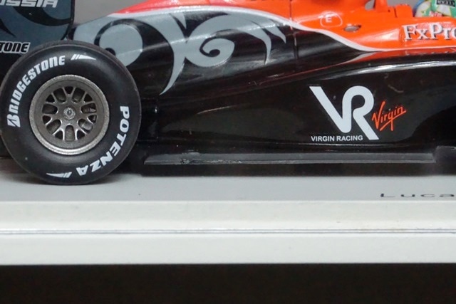 SPARK-MODEL S3002 Scale 1/43 | VIRGIN RACING F1 VR-01 N 25