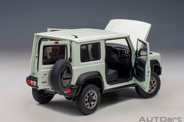 オートアート スズキ ジムニー 1/18 ホワイト ミニカー オートアート スズキ ジムニー 1/18 ホワイト ミニカー