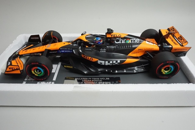 1/18 ミニチャンプス 537241981 マクラーレン F1チーム MCL38 1/18 ミニチャンプス 537241981 マクラーレン F1チーム MCL38