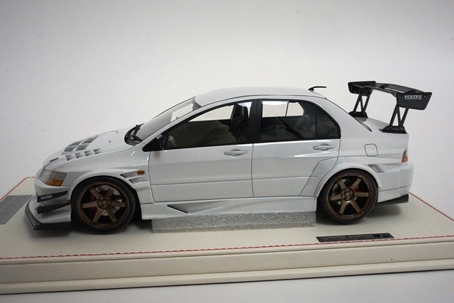 新品 20C03-01 onemodel 1/18 三菱 EVO IX Voltex Frost White/Wicked