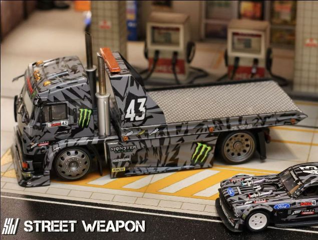 予約 SW Street Weapon 1/64 カマズ カーマズ KamaZ Monster