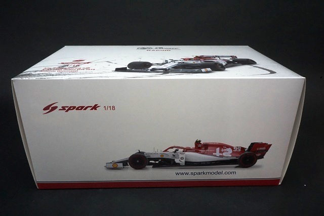 1/18 スパーク 18S453 アルファロメオ レーシング C38 オーストラリア