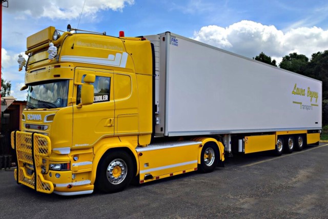 予約 01-4612 WSI 1/50 SCANIA Lauratrans SCANIA STREAMLINE