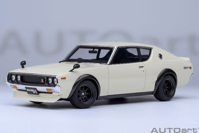 新品 77467 オートアート 1/18 日産 スカイライン 2000GT-R （KPGC110