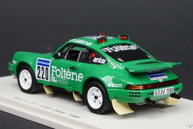 Porsche 911 Dakar ミニカー43分の1 1/43 スパーク SF034 ポルシェ 911 #220 Paris Dakar 1988