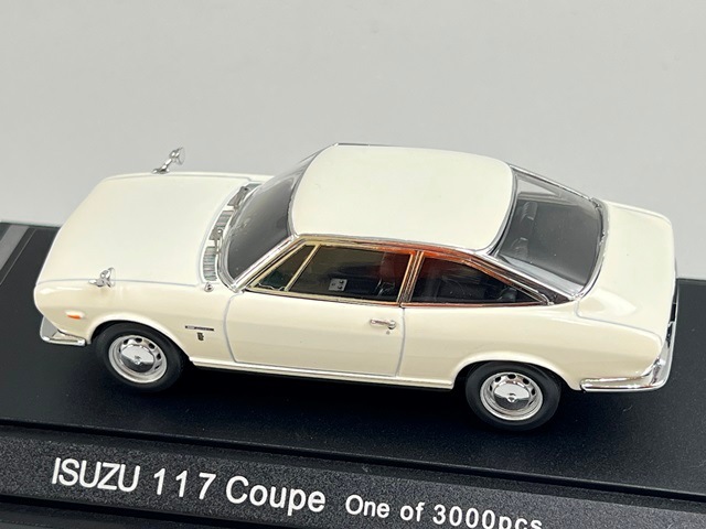 1/43 エブロ 43400 いすゞ 117 クーペ アイボリー, Boost Gear
