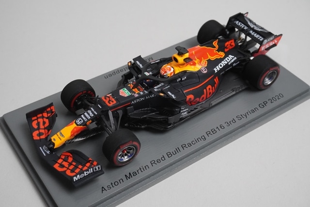 1/43 スパーク S6472 アストンマーティン レッドブルレーシング RB16