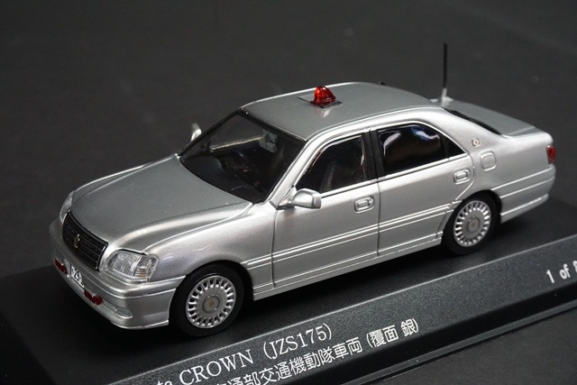 1/43 レイズ H7430408 トヨタ クラウン (JZS175) 2004 警視庁 交通部
