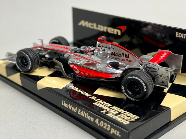 1/43 ミニチャンプス 530074371 ボーダフォン マクラーレン メルセデス