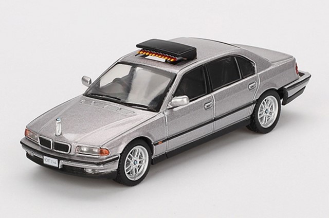 新品 MGT00902-007J TSM MINI-GT 1/64 BMW 750IL「トゥモロー・ネバー