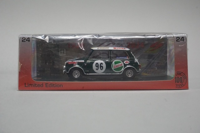 新品 100SPA04 スパーク 1/43 ミニ BMC Cooper 1000 S 24H Spa 1969 J