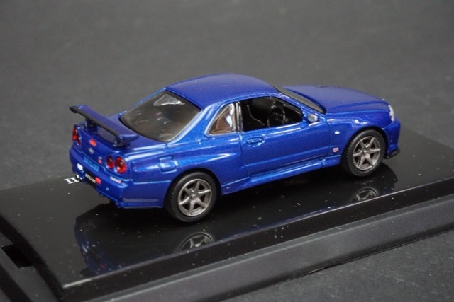 1/64  ӡ쥯 06084BL  NISSAN SKYLINE GT-R (BNR34) V-spec 2 ֥롼