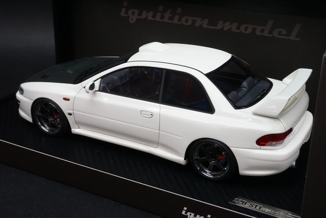 1/18 イグニッションモデル IG1639 スバル インプレッサ 22B-STi