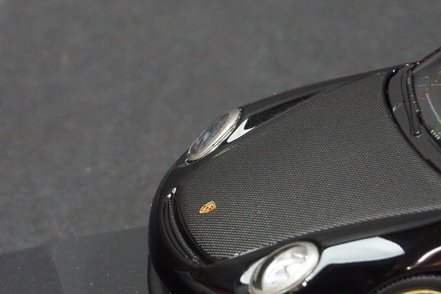 1/43 ミニチャンプス 400069402 ポルシェ 911 (997 Ⅱ) GT2 RS
