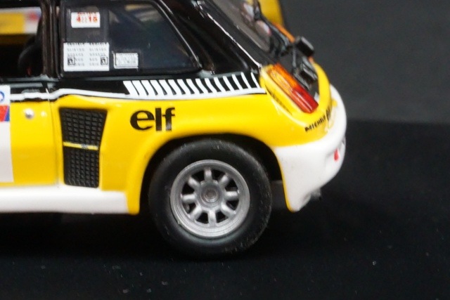 1/43 ユニバーサルホビーズ E1704 EAGLE COLLECTIBLES DE ルノー 5