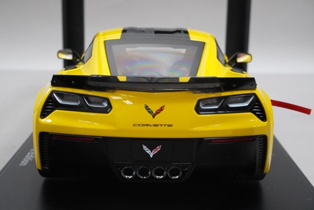 1/18 オートアート 71260 シボレー コルベット C7 Z06 C7R
