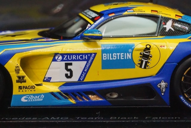 1/43 スパーク SG402 メルセデス AMG GT3 Black Falcon 3位