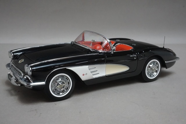【レアモデル】1/18 オートアート　1959コルベットスティングレーオープン レアモデル】1/18 オートアート 1959コルベットスティングレー