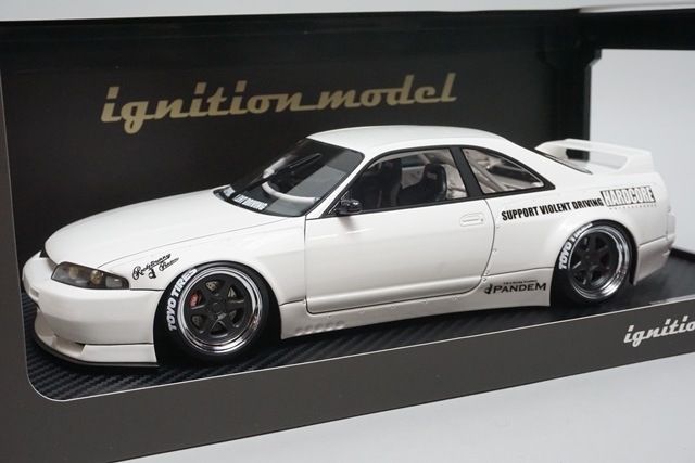 1/18 �����˥å�����ǥ� IG3029 ���� �ѥ�ǥ� GT-R (BCNR33) �ۥ磻��