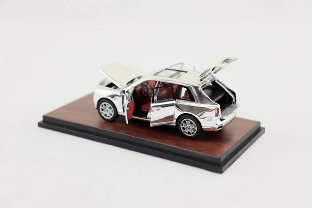 予約 DCM 1/64 ロールス ロイス カリナン RR Rolls Royce Cullian