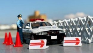 新品 トミーテック ジオコレ64 #カースナップ16a 警察 321590