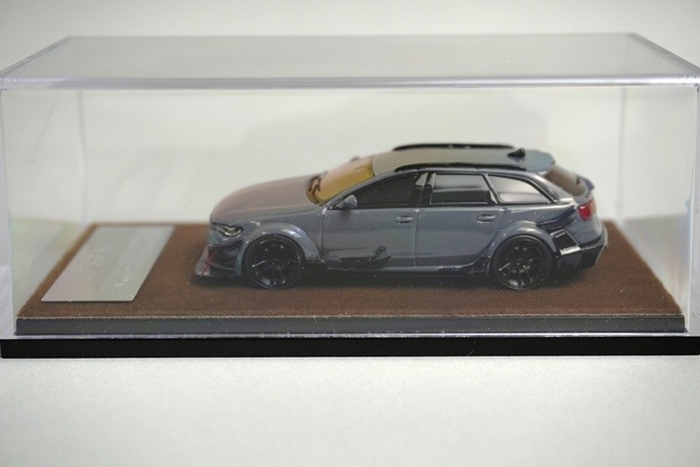 ����  Qidian Model 1/64  RS6 Avant (C7) DTM Jon Olsson Modified. Cement Grey