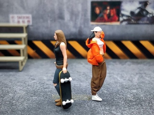 ���� LK2025022402 Lucky Studio 1/64  ���ȥ꡼�ȥ����� �� 2���� Street Girl Duo �������ȥܡ��� �ե����奢 �ڤ椦�ѥ��б���