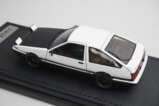 1/43 �����˥å�����ǥ� IG0485 �ȥ西 ���ץ�󥿡� �ȥ�� (AE86) 3�ɥ� GT Apex �֥�å�/�ۥ磻��