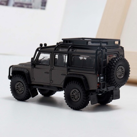 ランドローバー ディフェンダー 1/18 ランドローバー公式オンラインショップ / Defender 110 Scale