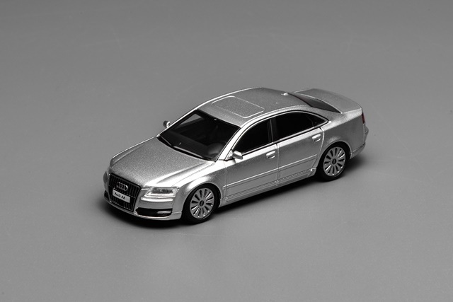 予約 M68204 モーターヘリックス 1/64 アウディ Audi A8 (D3) 2008