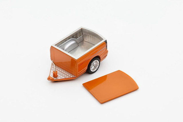 ͽ�� KS-057-672 Shadow Pro 1/64  Cadillac Escalade SUV Bright Orange ���������꡼�դ� (LHD)