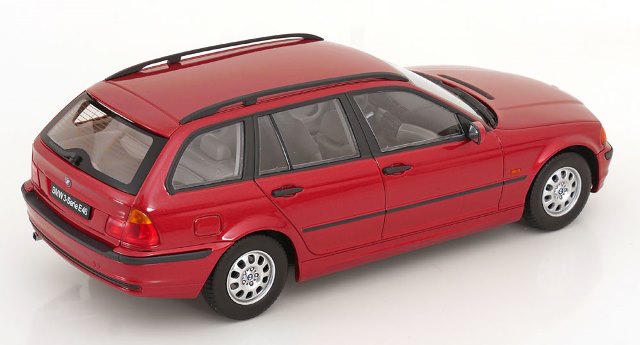 予約 KKDC181465 KK scale 1/18 BMW 3er E46 Touring 1999 レッド
