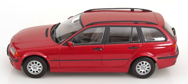 予約 KKDC181465 KK scale 1/18 BMW 3er E46 Touring 1999 レッド