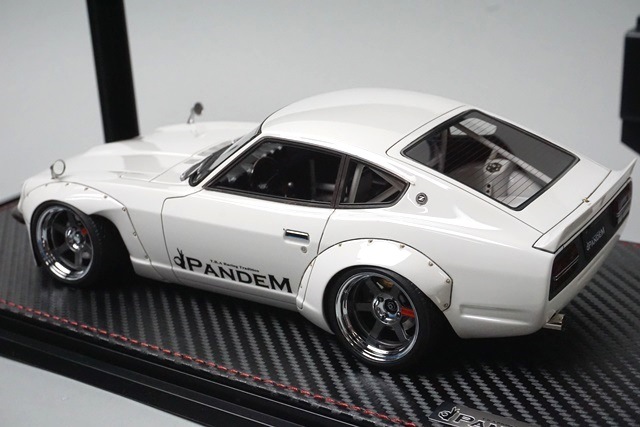 1/18 イグニッションモデル IG1008 PANDEM S30 Z ホワイト, Boost Gear