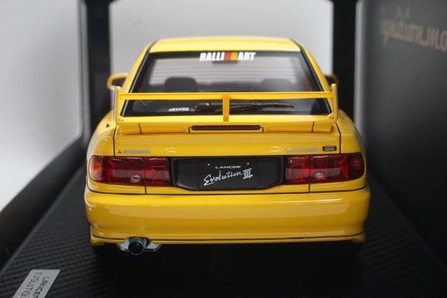 絶版1/18ignition modelランサーエボリューションIII イエロー 1/18 Ignition Model Mitsubishi Lancer Evolution III GSR