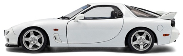 y*.様 Mazda RX-7 1/18スケール ホワイト y*.様 Mazda RX-7 1/18スケール ホワイト 1/18 Polar Master Mazda RX