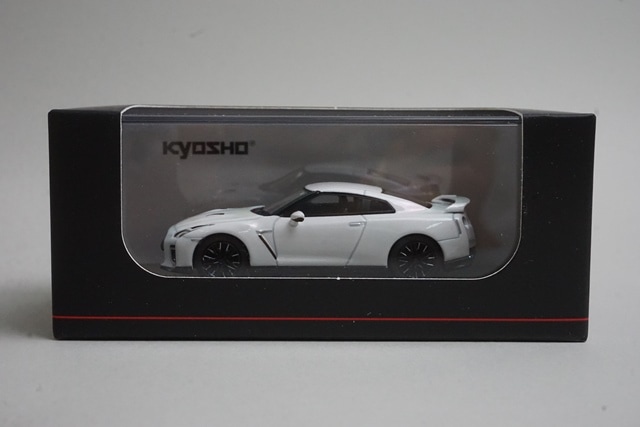 新品 KS07067W 京商 1/64 日産 GT-R ホワイト 宮沢模型限定 , Boost