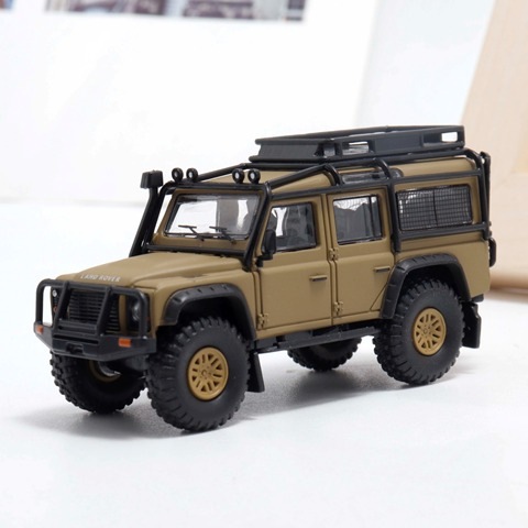 ミニカー 4R-716 Master 1/64 LAND ROVER Defender Master Model