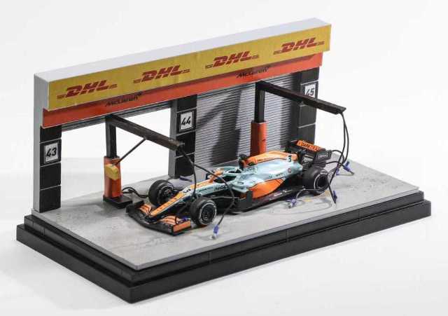 予約 GetFun 1/64 Parking Port Diorama ジオラマ ピットレーン DHL