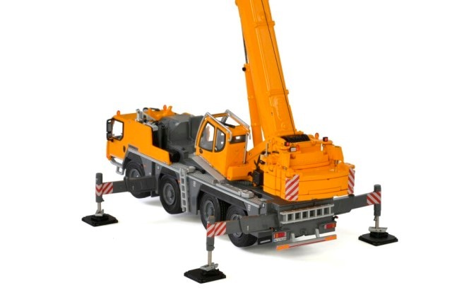 新品 54-2004 WSI 1/50 Premium Line LIEBHERR LTM 1090-4.2, Boost