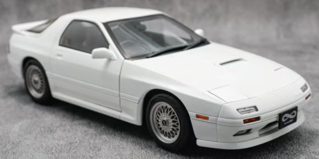 予約 WA180402 WHELART 1/18 WHELART CLASSCIC マツダ サバンナ