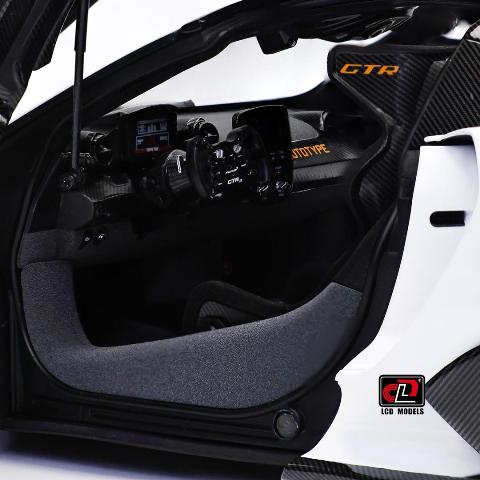 新品 LCD18016-WH LCD MODELS 1/18 マクラーレン セナ McLaren Senna