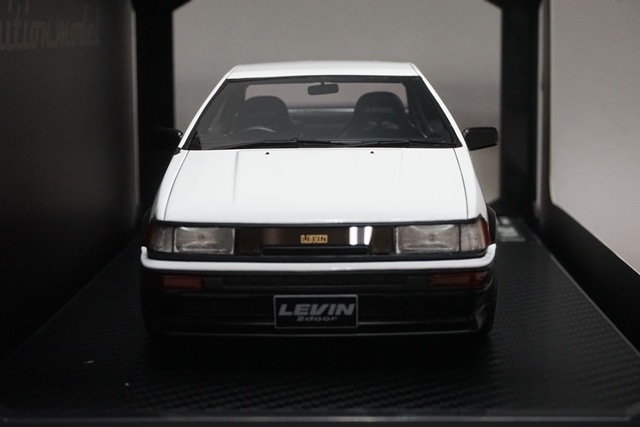 1/18 ˥åǥ IG0552 ȥ西 Toyota Corolla Levin 2Door GT Apex (AE86) White/Black