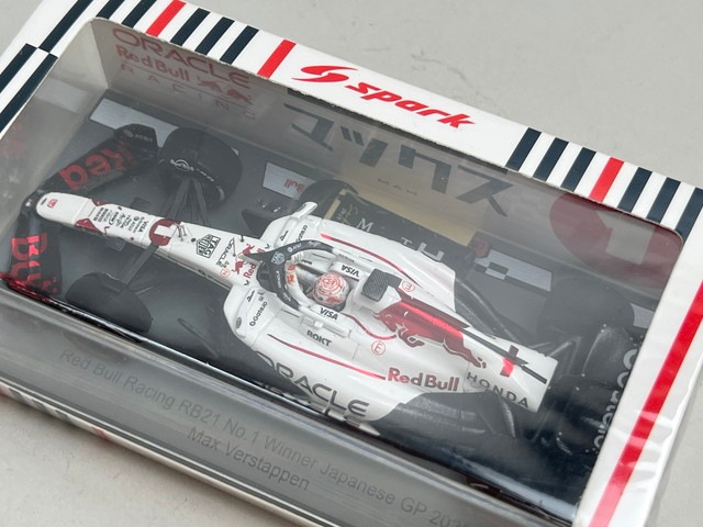 1/43 スパーク S9594 レッドブルレーシング RB21 Oracle Red Bull